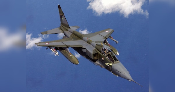 ये हैं भारत के पहले न्यूक्लियर एयरक्राफ्ट, कई जंग में साबित हुए 'वीर'...दशकों से IAF की सेवा में