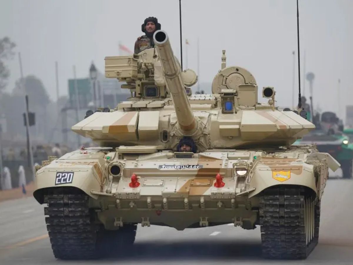 इंडियन आर्मी के पास 'भीष्म' जैसी ताकत वाला टैंक, जिसके बाहुबल के आगे दुश्मन हो जाते हैं पस्त!