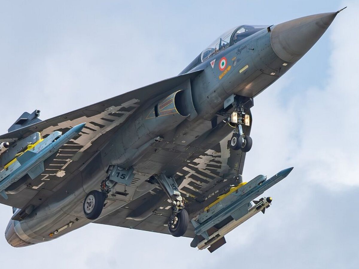 भारत को मिलने वाला 'तेजस' होगा डबल घातक, दुश्मन के खेमे में खलबली मचना तय!