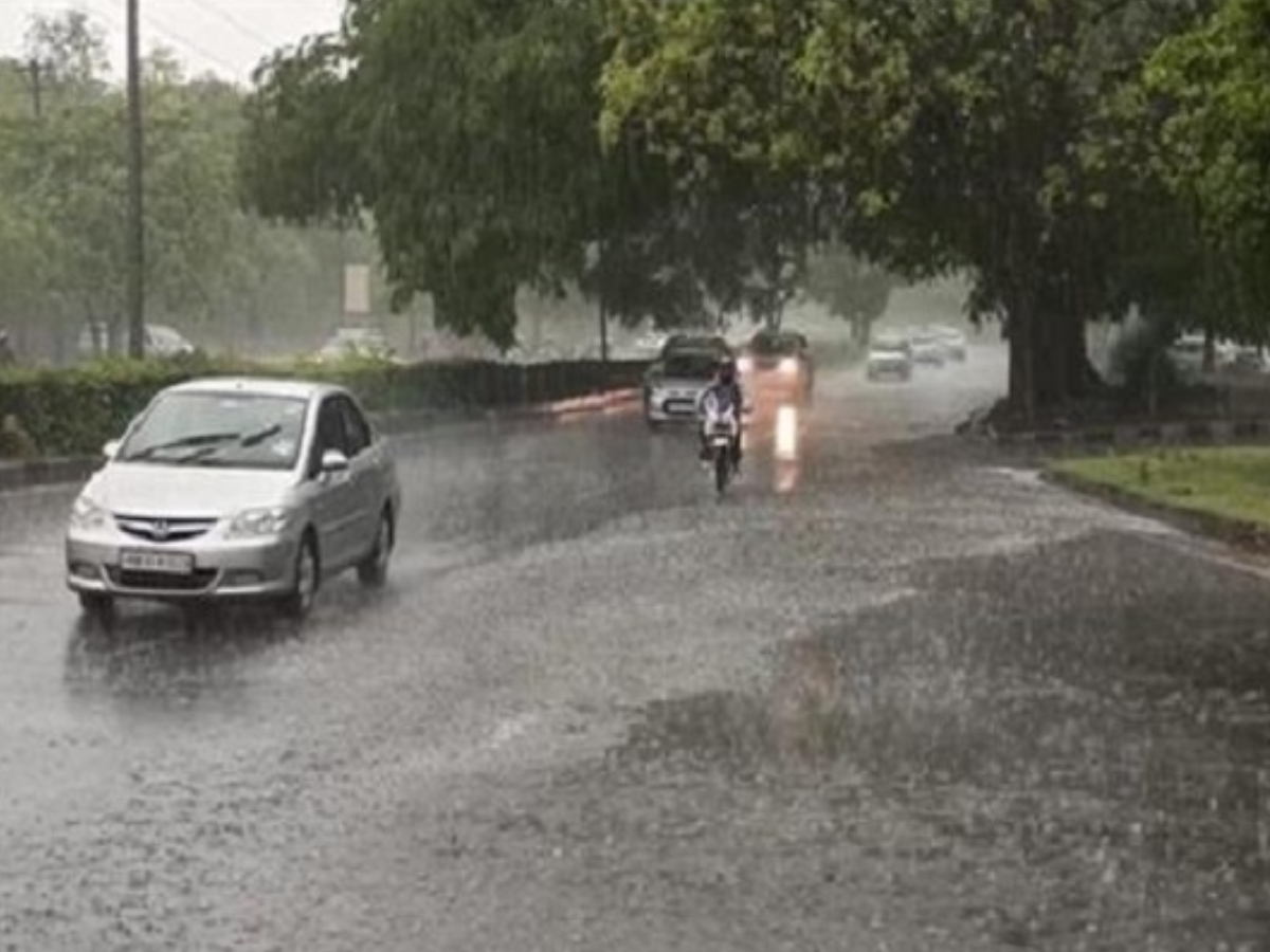 Heavy Rain Alert In Raipur: राजधानी की सड़के हुई जलमग्न, शहर का हाल हुआ बेहाल,मौसम विभाग ने जारी किया अलर्ट