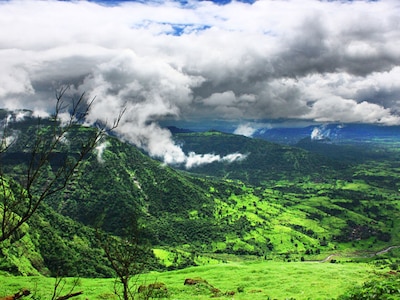 best and beautiful hill stations near Dombivali to visit in summers and  feel like heaven | डोंबिवली के पास बसे इन 5 हिल स्टेशनों की खूबसूरती है  स्वर्ग जैसी शानदार, गर्मियों में