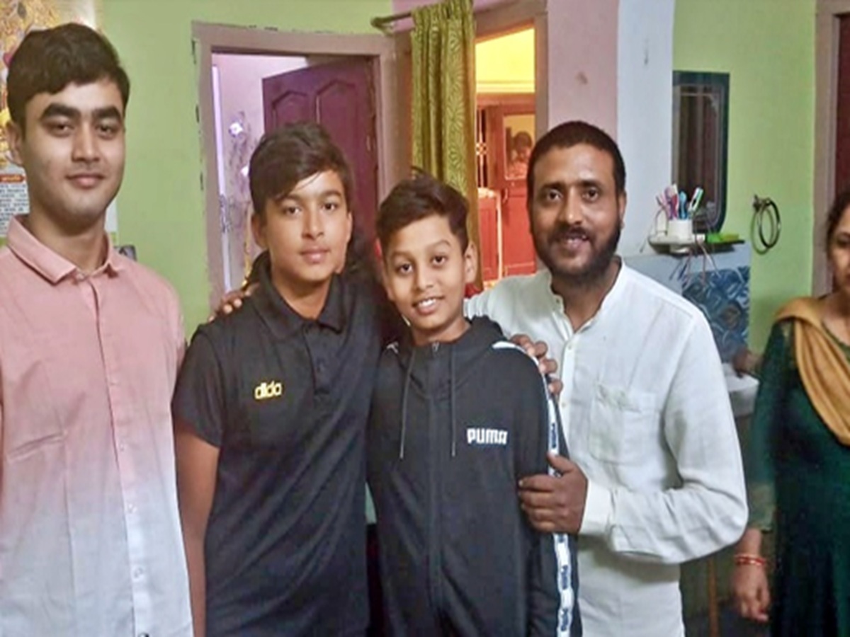 Vaibhav Suryavanshi Childhood Friend 13 Year Old Ayan Raj Slams Triple ...