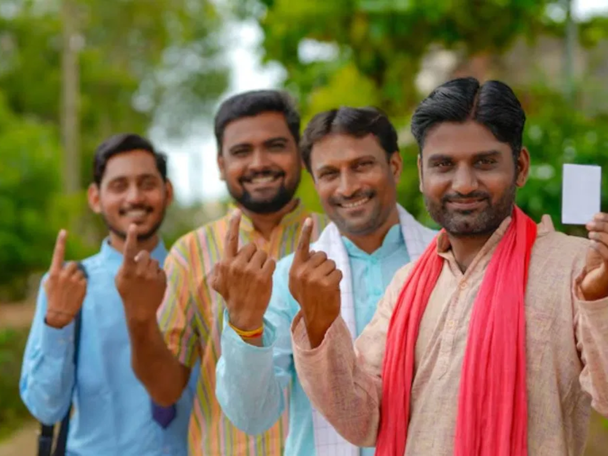 बिहार बना देश का पहला राज्य जहां होगी ई-वोटिंग, घर बैठे मोबाइल से करेंगे मतदान बिहार बना देश का पहला राज्य जहां होगी ई-वोटिंग, घर बैठे मोबाइल से करेंगे मतदान