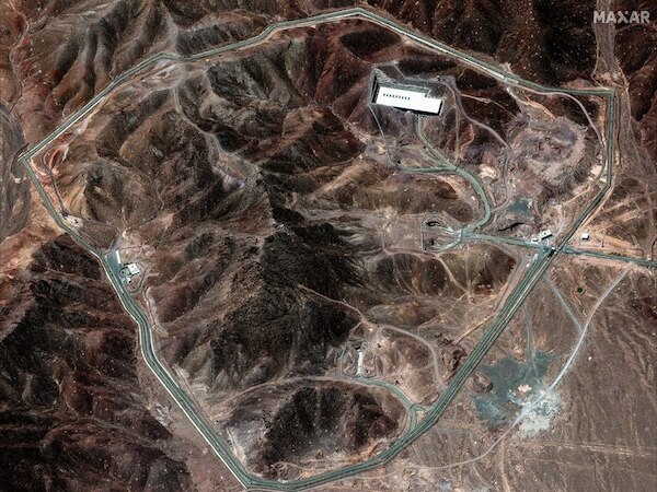 Iran: 200 ft अंदर घुसकर फटता है अमेरिका का ये खास बम, इजराइल बना रहा बड़ा प्लान