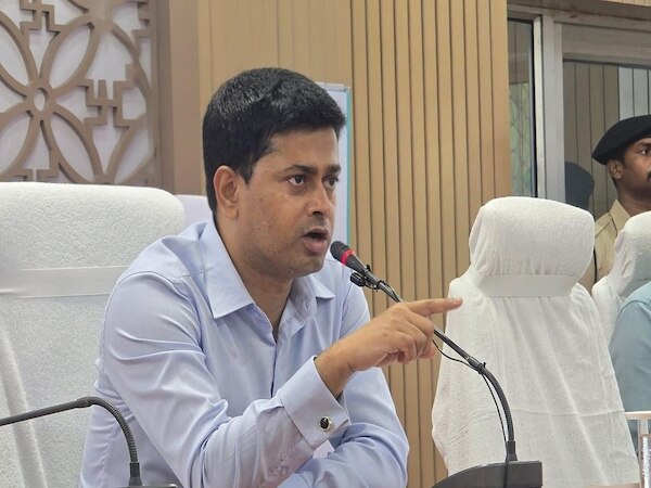 DM Dharmendra Kumar works with zero tolerance against corruption | डीएम ...