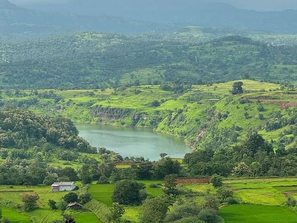 most-beautiful-hill-stations-to-visit-near-nashik-to-enjoy-in-rainy