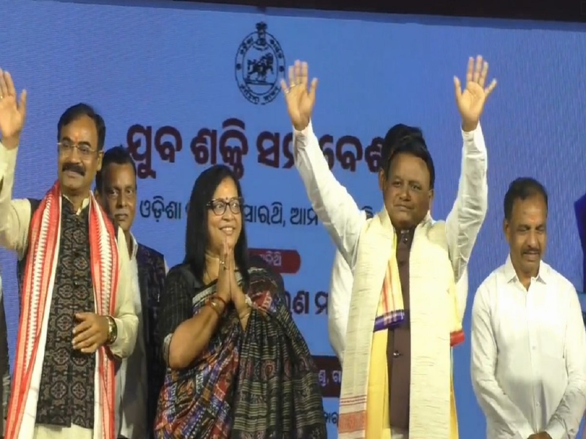 CM Mohan Majhi: ଆହୁରି ୪୦ ହଜାର ଯୁବକଙ୍କୁ ଚାକିରୀ ଦିଆଯିବ: ମୁଖ୍ୟମନ୍ତ୍ରୀ CM Mohan Majhi: ଆହୁରି ୪୦ ହଜାର ଯୁବକଙ୍କୁ ଚାକିରୀ ଦିଆଯିବ: ମୁଖ୍ୟମନ୍ତ୍ରୀ