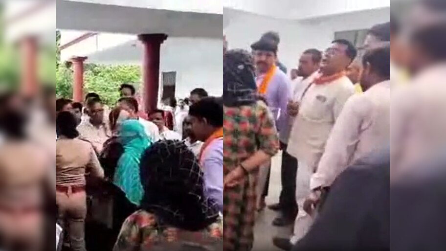 Kaushambi: रोहित ने सिबा को बनाया कोमल; शिकायत पर लड़की के परिजनों को ही VHP ने धमकाया, पुलिस रही मौन