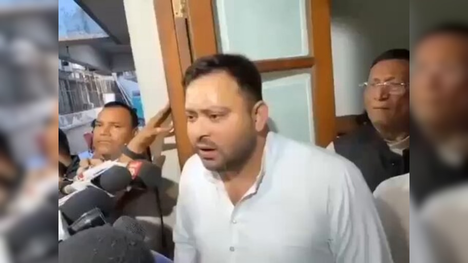 गोपाल खेमका के परिजनों से मिले तेजस्वी, बोले- जब राजधानी में हत्या हो रही तो बाकी बिहार का क्या हाल होगा?