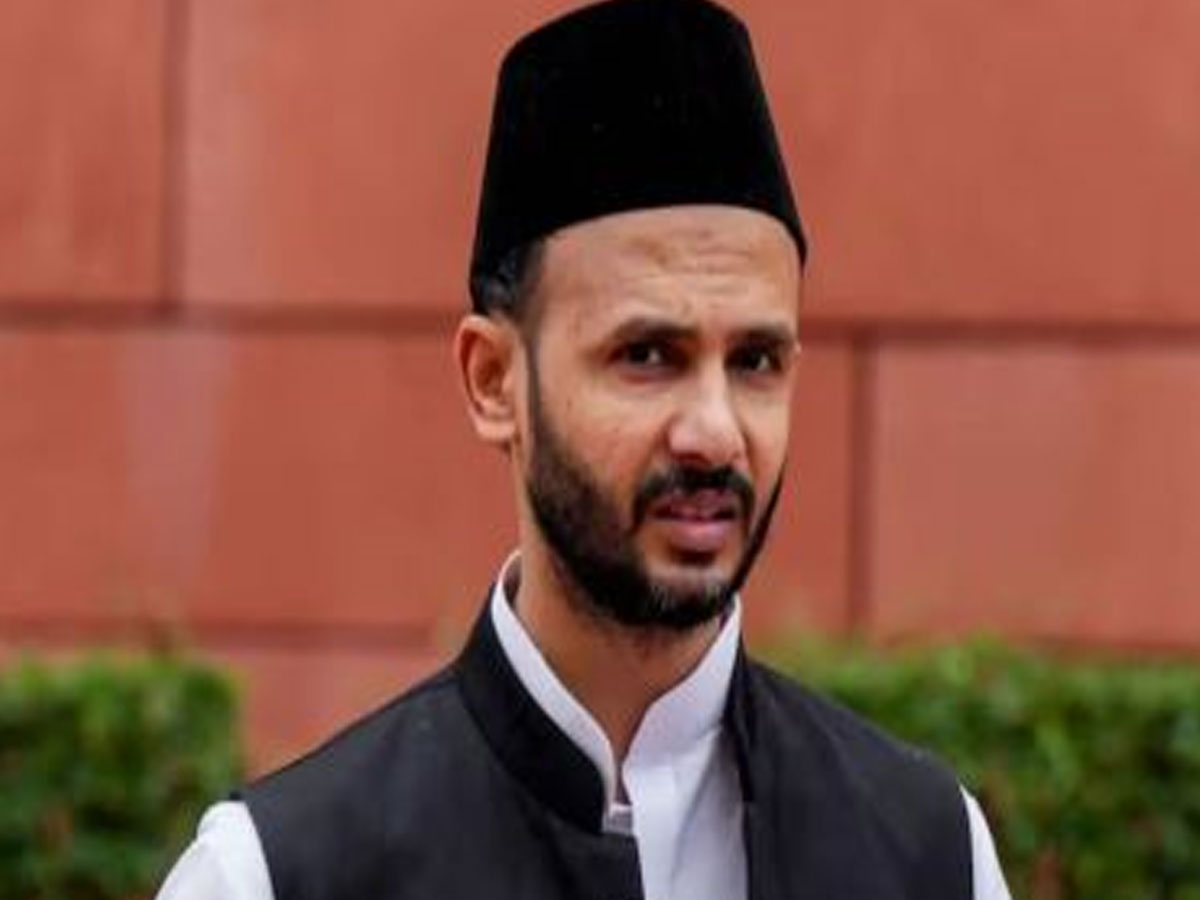 ‘धर्म के नाम पर नहीं होनी चाहिए राजनीति...’, मोहर्रम हिंसा पर मुस्लिम सांसद का बयान ‘धर्म के नाम पर नहीं होनी चाहिए राजनीति...’, मोहर्रम हिंसा पर मुस्लिम सांसद का बयान