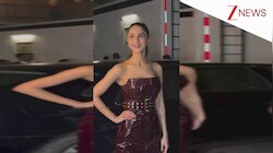 चेरी कलर की फिटेड लेदर ड्रेस में स्पॉट हुईं Vaani Kapoor, स्टनिंग लुक के आगे फीकी पड़ी सभी हिरोइनें!