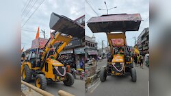 कांवड़ यात्रा में बुलडोजर बाबा की धूम, JCB पर कांवड़ियों ने लगाई सीएम योगी की फोटो