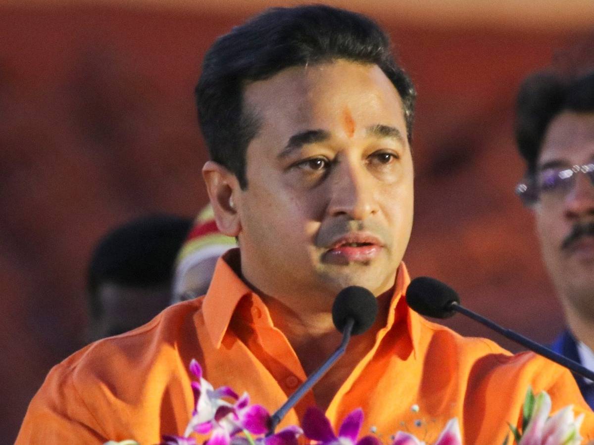 BJP नेता नितेश राणे का मुसलमानों के नाम पर चढ़ जाता है पारा, फिर किसने भेजा कुरआन? BJP नेता नितेश राणे का मुसलमानों के नाम पर चढ़ जाता है पारा, फिर किसने भेजा कुरआन?