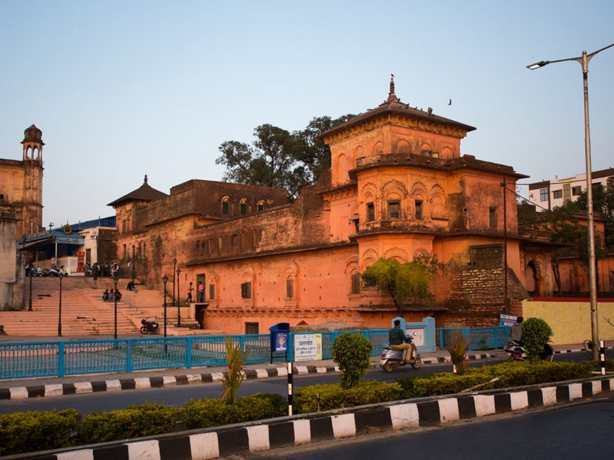 gauhar mahal is beautiful monument of bhopal history is related to ...