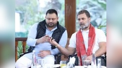 राहुल से आगे निकलने की होड़ में तेजस्वी ये क्या कर बैठे?