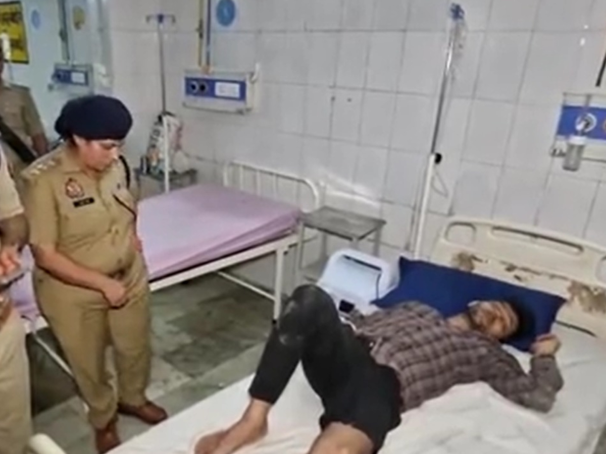 'बचा लो सर, गलती नहीं होगी फिर…' बुर्का वाली महिला से छेड़छाड़ करने वाले की मुठभेड़ में टूटी हेकड़ी 'बचा लो सर, गलती नहीं होगी फिर…' बुर्का वाली महिला से छेड़छाड़ करने वाले की मुठभेड़ में टूटी हेकड़ी