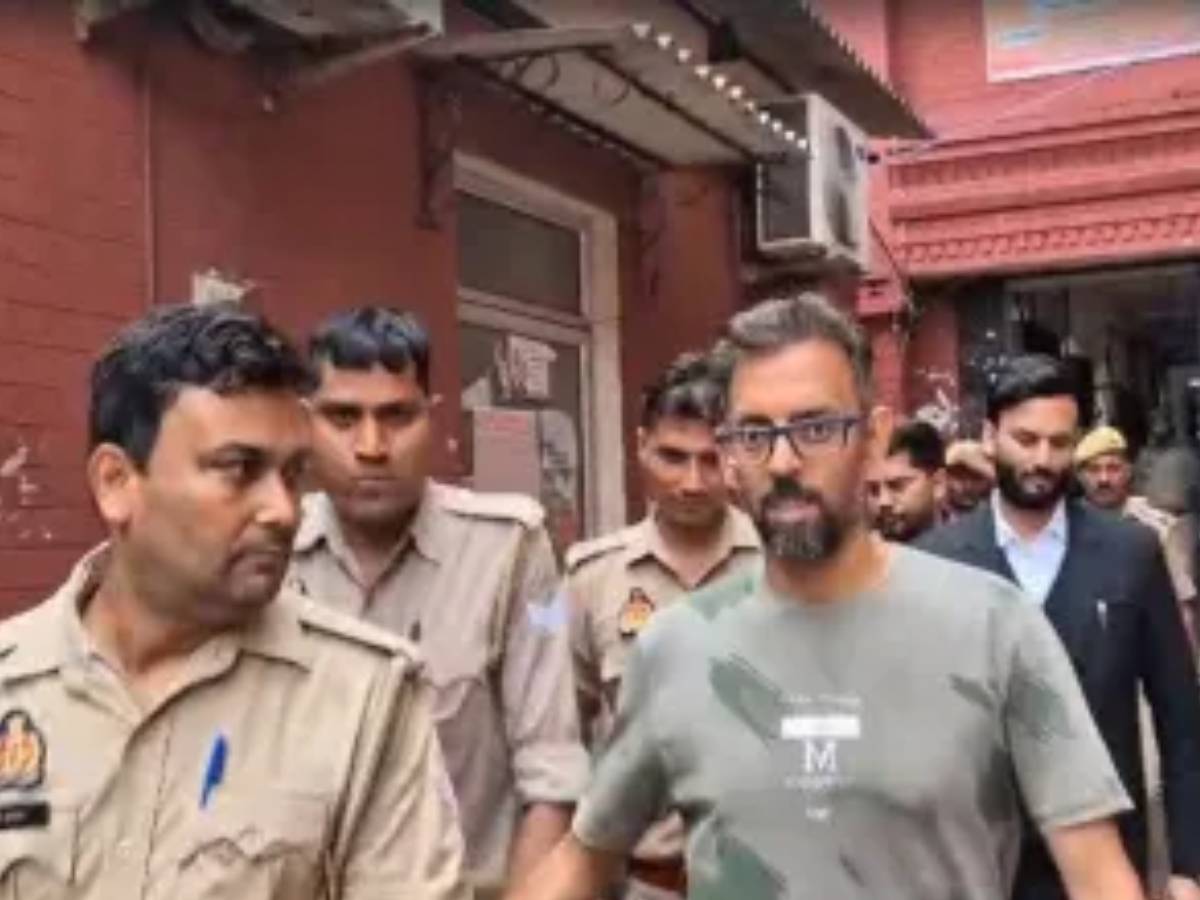 "मैंने धर्मपरिवर्तन करके नेक काम किया है, इस काम के लिए मुझे पैसों की जरूरत नहीं है" "मैंने धर्मपरिवर्तन करके नेक काम किया है, इस काम के लिए मुझे पैसों की जरूरत नहीं है"