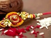 सुग्घर-सुग्घर राखी के बधाई हो!