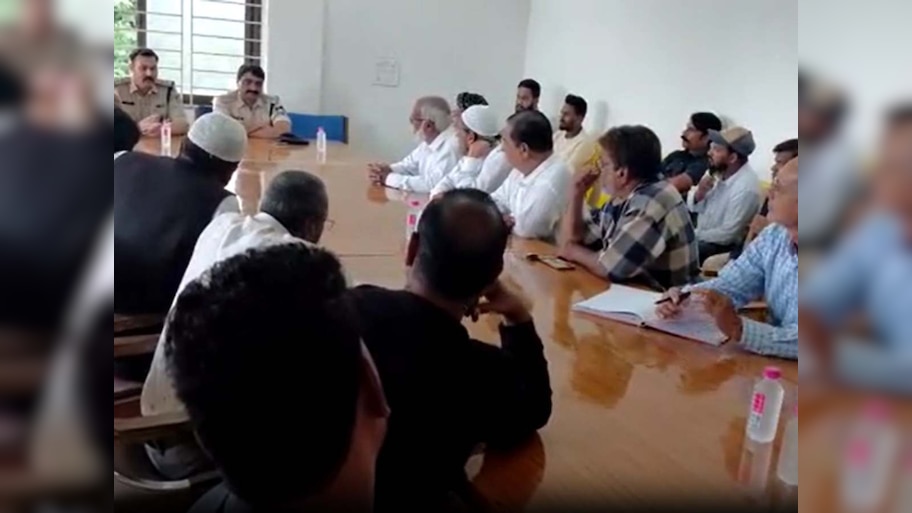 MP: दमोह पुलिस की इस हरकत से भड़के मुसलमान; बोले, अब सड़क पर होगा प्रदर्शन