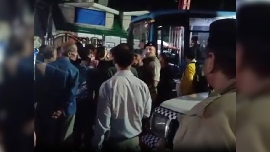 Himachal Pradesh: मामूली विवाद ने लिया सांप्रदायिक रंग, मुस्लिम मोहल्ले में डर का माहौल!