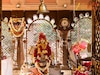बहनें करती हैं पूजा