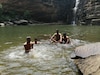 स्थानीय लोगों की मांग