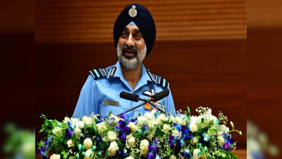 IND PAK: भारत ने गिराए पाकिस्तान के 6 विमान, एयरफोर्स के बड़े दावे