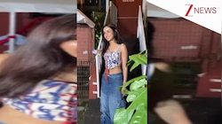 डेनिम कार्गो और क्रॉप टॉप में रेस्टोरेंट के बाहर स्पॉट हुईं Jasmin Bhasin, प्यारी सी स्माइल पर पिघल गया फैंस का दिल!