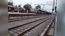 ग्वालियर में महाकौशल एक्सप्रेस में चढ़े श्रीधाम ट्रेन के यात्री, झांसी गई रिपोर्ट