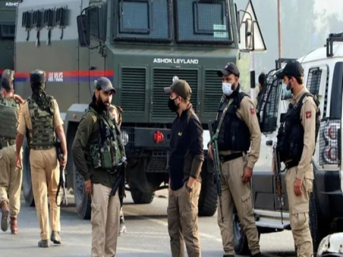 Jammu and Kashmir News: सांबा जिले के इस इलाके में क्यों लगा नाइट कर्फ्यू Jammu and Kashmir News: सांबा जिले के इस इलाके में क्यों लगा नाइट कर्फ्यू