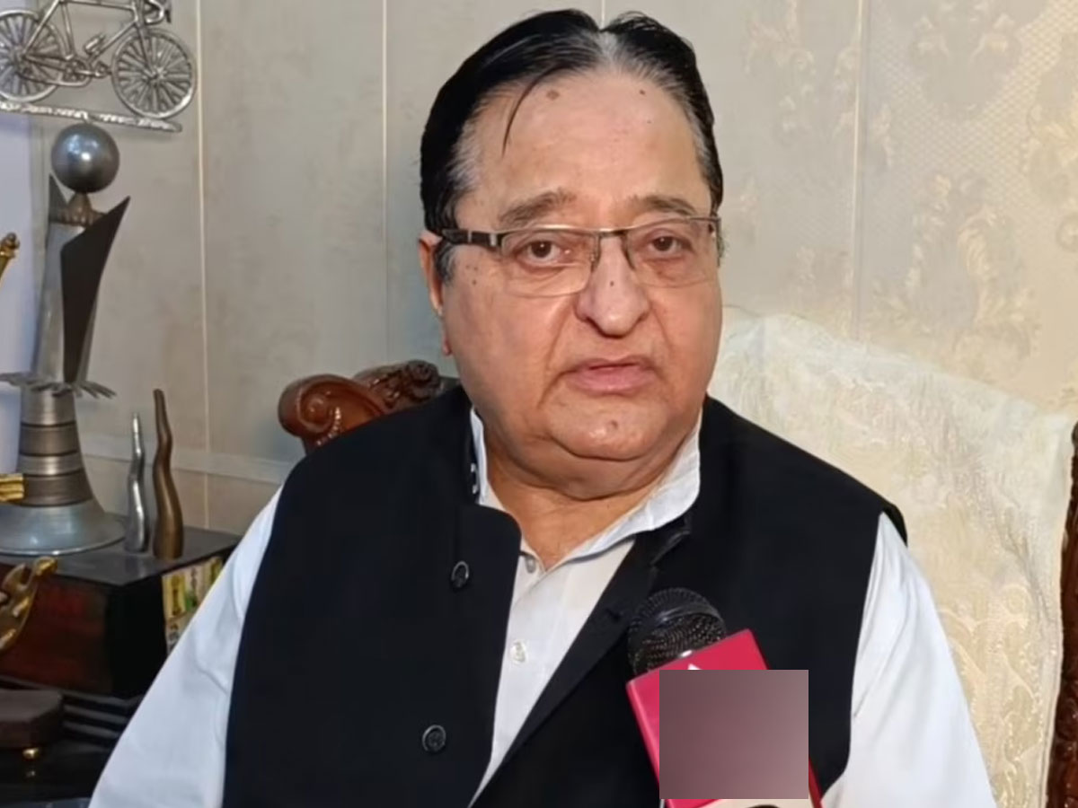 'मांस बिक्री पर बैन जनता के अधिकारों पर हमला...' KDMC के फैसले पर भड़के सपा नेता 'मांस बिक्री पर बैन जनता के अधिकारों पर हमला...' KDMC के फैसले पर भड़के सपा नेता