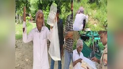 अफसर डरेंगे...राशन कार्ड में नहीं जुड़ा नाम तो DM ऑफिस में कोबरा लेकर पहुंचा बुजुर्ग