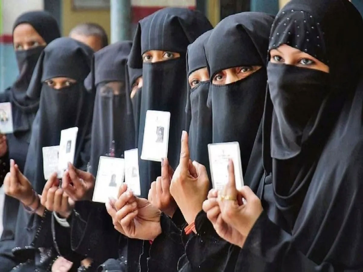 Bihar Election 2025: हरलाखी विधानसभा में मुस्लिम वोटर्स बने राजनीति की किस्मत बदलने वाले खिलाड़ी Bihar Election 2025: हरलाखी विधानसभा में मुस्लिम वोटर्स बने राजनीति की किस्मत बदलने वाले खिलाड़ी
