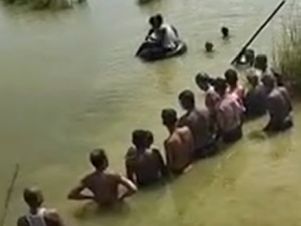 नवादा में कर्म एकादशी पर बड़ा हादसा, एक ही परिवार के 4 लोगों की डूबकर मौत नवादा में कर्म एकादशी पर बड़ा हादसा, एक ही परिवार के 4 लोगों की डूबकर मौत