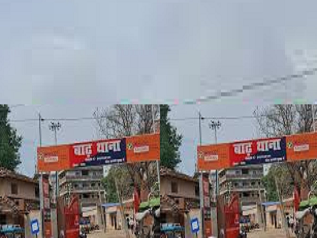 बाप रे! ये पुलिस वाले तो खुद ही चोर निकले, अपने ही थाने में चोरी करते धरे गए बाप रे! ये पुलिस वाले तो खुद ही चोर निकले, अपने ही थाने में चोरी करते धरे गए