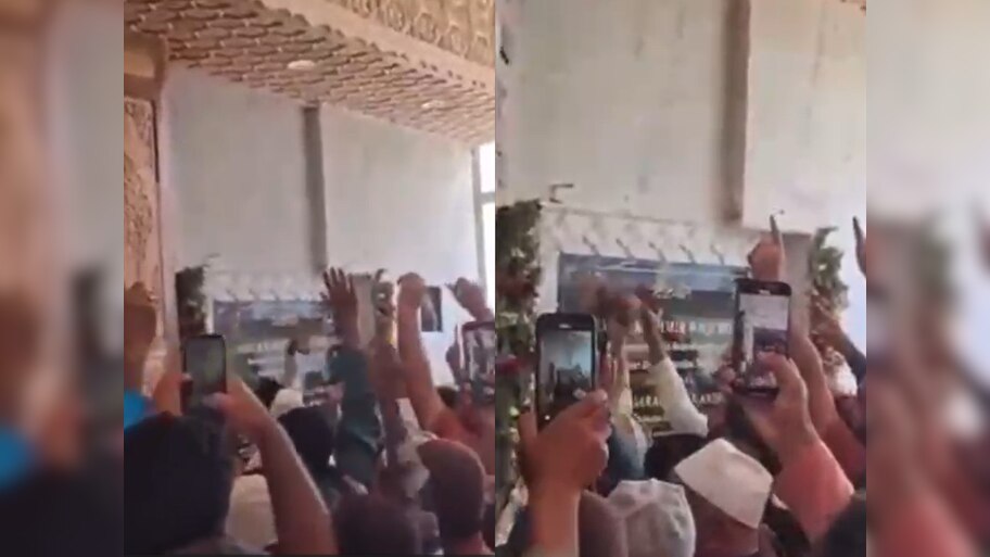 ईद-ए-मिलादुन्नबी पर हजरतबल दरगाह में अशोक चिन्ह पर बवाल; नाराज भीड़ ने पट्टिका तोड़ी