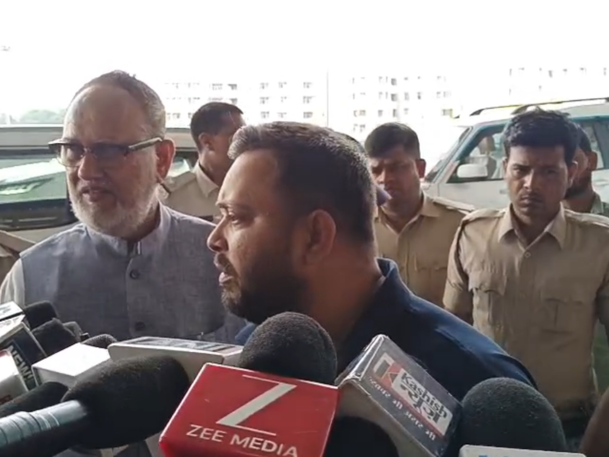 Bihar Politics: सरकार पर बरसे तेजस्वी यादव, कहा- यह नकलची सरकार, जनता को सिर्फ ठग रही Bihar Politics: सरकार पर बरसे तेजस्वी यादव, कहा- यह नकलची सरकार, जनता को सिर्फ ठग रही