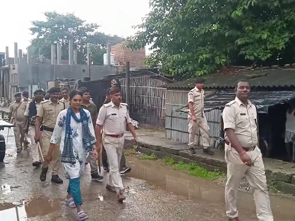किशनगंज में चोरी की छानबीन करने गई पुलिस टीम पर हमला