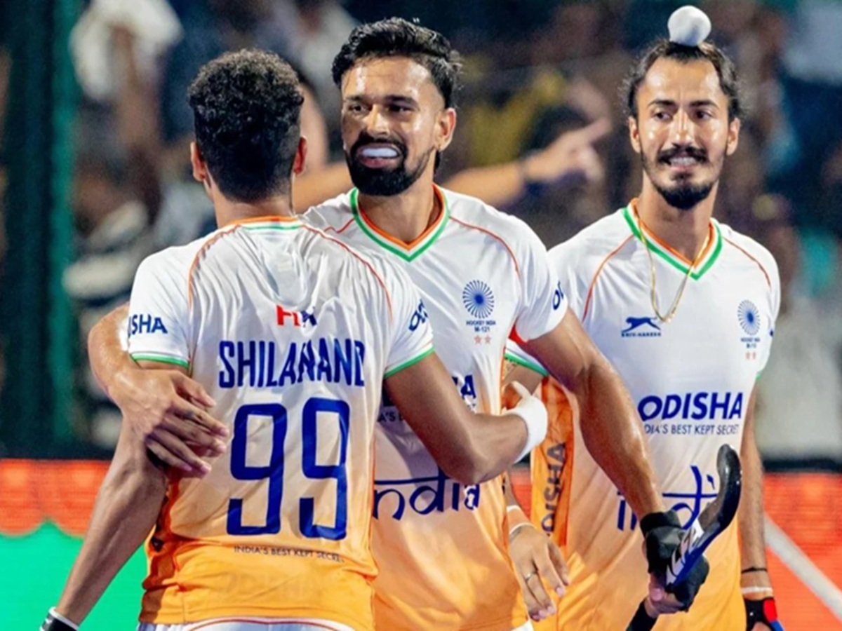 Asia Cup 2025 Hockey: राजगीर में समाप्त हुआ 8 साल का सूखा, भारत ने कोरिया को हराकर जीता एशिया कप Asia Cup 2025 Hockey: राजगीर में समाप्त हुआ 8 साल का सूखा, भारत ने कोरिया को हराकर जीता एशिया कप