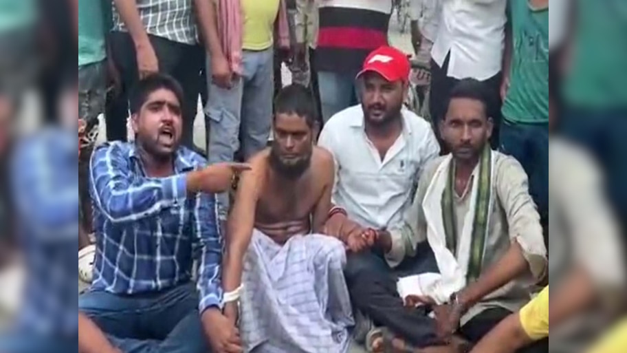 Azamgarh: पहले पूछा खतना के फायदे, फिर धर्मांतरण के इल्ज़ाम में मॉब लिंचिंग की कोशिश!