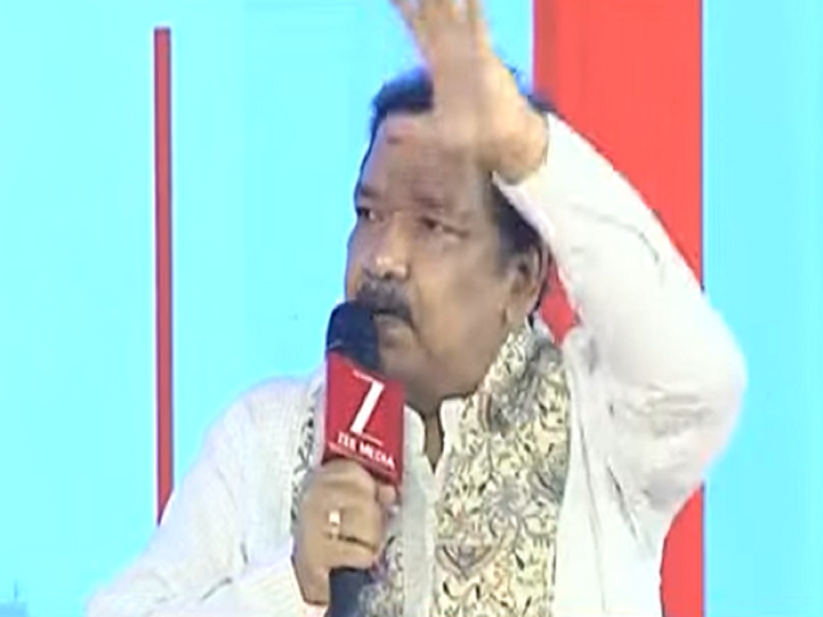 'PM मोदी बड़े भाई, नीतीश कुमार छोटे भाई', BJP प्रदेश अध्यक्ष दिलीप जायसवाल का बड़ा बयान 'PM मोदी बड़े भाई, नीतीश कुमार छोटे भाई', BJP प्रदेश अध्यक्ष दिलीप जायसवाल का बड़ा बयान
