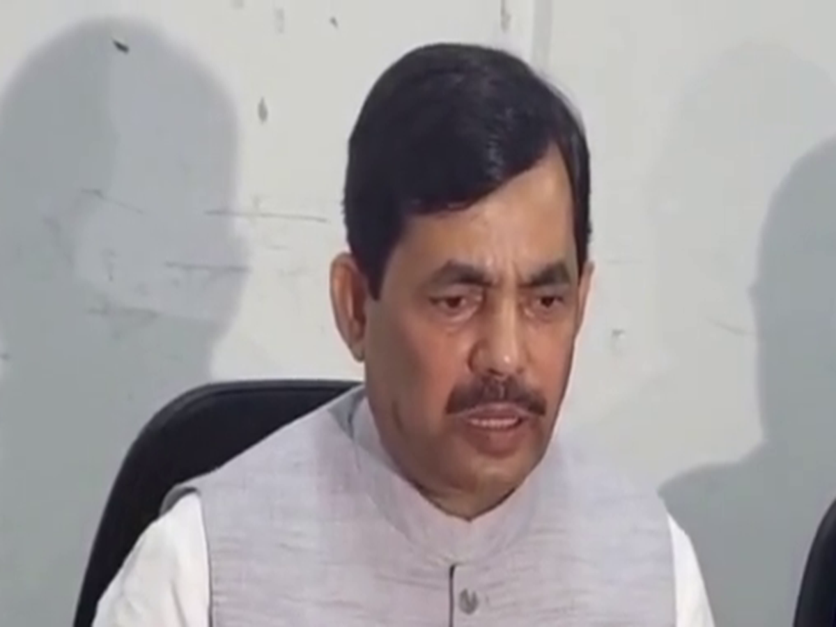 Bihar Chunav 2025: 'संविधान की किताब लेकर घूमने वालों में ही तालमेल नहीं...', विपक्ष पर शाहनवाज हुसैन का बड़ा हमला Bihar Chunav 2025: 'संविधान की किताब लेकर घूमने वालों में ही तालमेल नहीं...', विपक्ष पर शाहनवाज हुसैन का बड़ा हमला