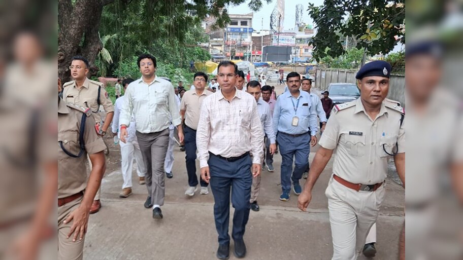 Jehanabad News: 23 करोड़ रुपये से हाईटेक हो रहा जहानाबाद रेलवे स्टेशन, निर्माण कार्य में सुस्ती पर DRM ने लगाई फटकार