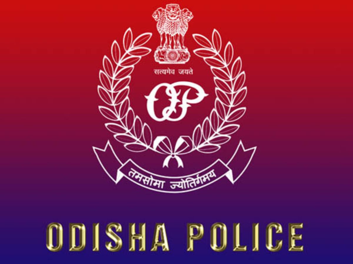 Odisha Police: ଜାରି ରହିଛି ଓଡି଼ଶା ପୋଲିସ 'ଅପରେସନ୍ ପ୍ରହାର',୧୧୦ଟି ମାମଲା ରୁଜୁ ସହ ୧୫୭ ଗିରଫ Odisha Police: ଜାରି ରହିଛି ଓଡି଼ଶା ପୋଲିସ 'ଅପରେସନ୍ ପ୍ରହାର',୧୧୦ଟି ମାମଲା ରୁଜୁ ସହ ୧୫୭ ଗିରଫ