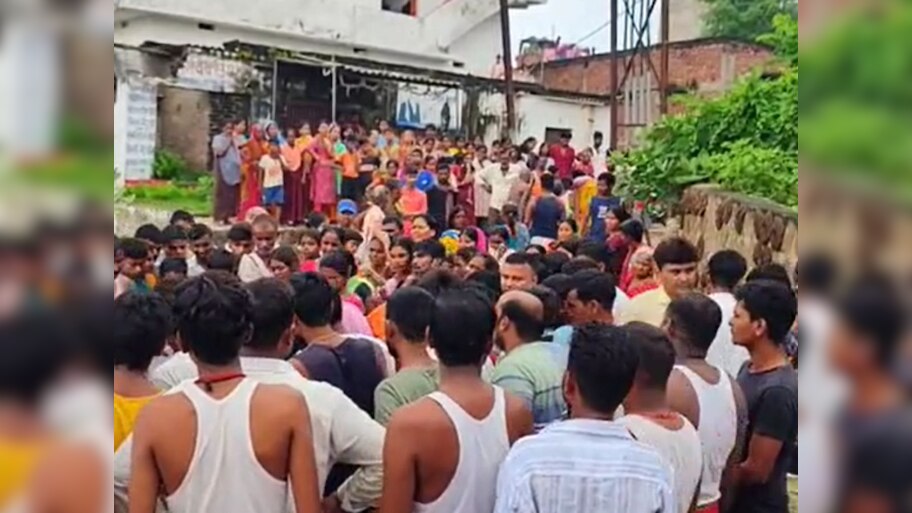 Jehanabad News: गाय को बचाने में नदी में डूबा मजदूर, आकस्मिक निधन से परिवार में कोहराम