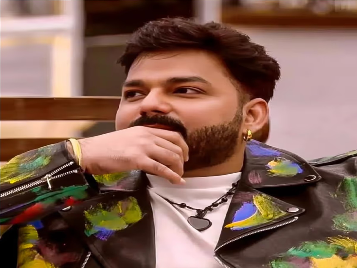 Rise And Fall में जाने के लिए पवन सिंह को मिली इतनी फीस, उतने में बनी जाएंगी 27 से ज्यादा भोजपुरी फिल्में! Rise And Fall में जाने के लिए पवन सिंह को मिली इतनी फीस, उतने में बनी जाएंगी 27 से ज्यादा भोजपुरी फिल्में!
