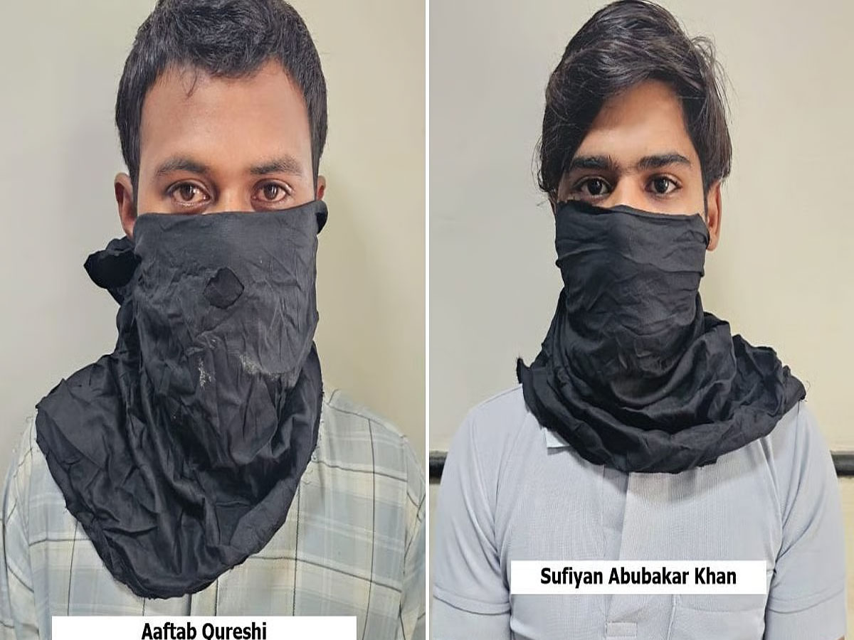हथियारों के साथ पकड़े गए आफताब और जमील, ISIS नेटवर्क का खुलासा हथियारों के साथ पकड़े गए आफताब और जमील, ISIS नेटवर्क का खुलासा