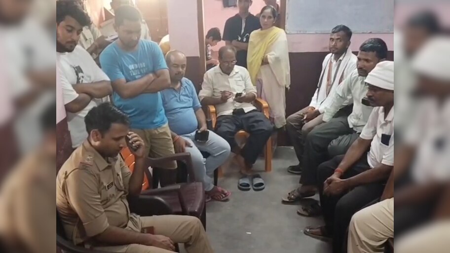 Nalanda News: जितिया व्रत के दिन मां को मिली बेटे की मौत की खबर, परिजनों ने शिक्षक पर लगाया हत्या का आरोप