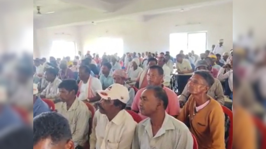 Khunti News: आदिवासी समाज ने पेसा को बताया अधिकार का हथियार, शीघ्र लागू करने की मांग