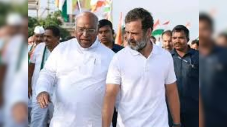 Bihar Chunav 2025: कांग्रेस ने खेल दिया बड़ा दांव, चुनाव समिति में करीब एक चौथाई मुस्लिम नेता